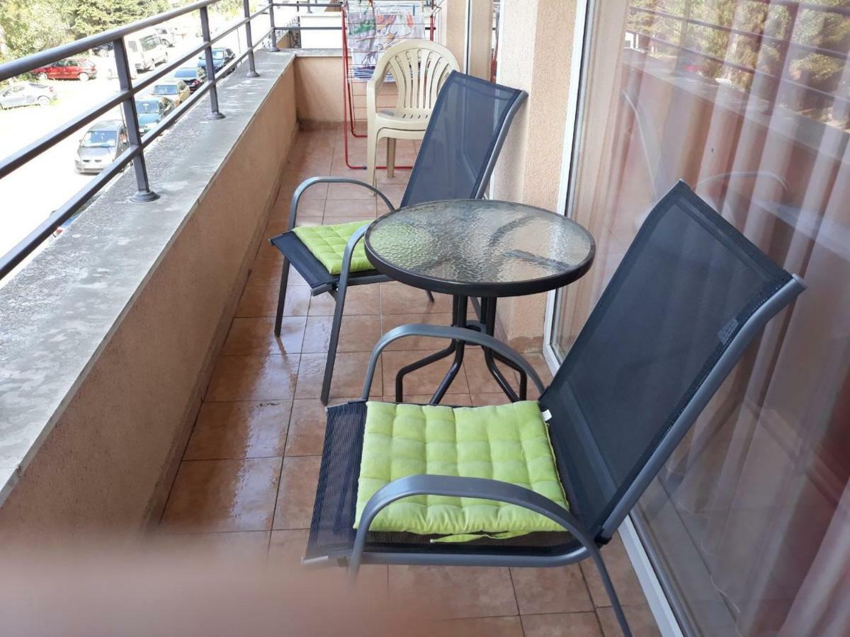 Apartament Grand Kamelia Apartment Pantai Sunny Bagian luar foto